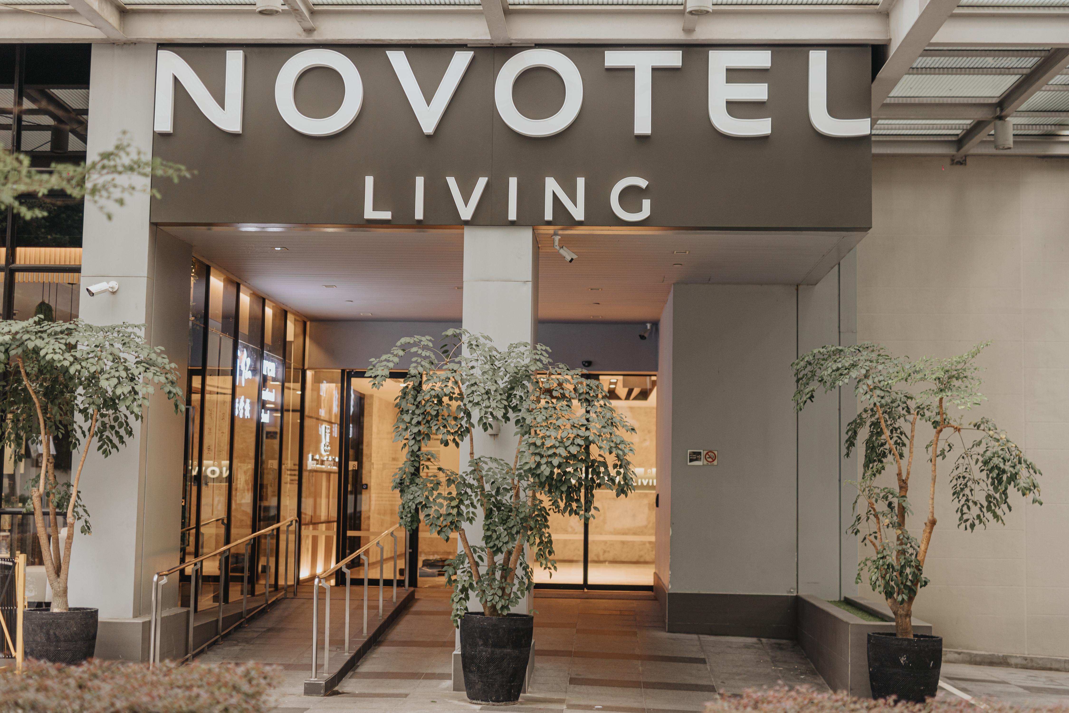 Novotel Living Singapore Orchard Exterior foto